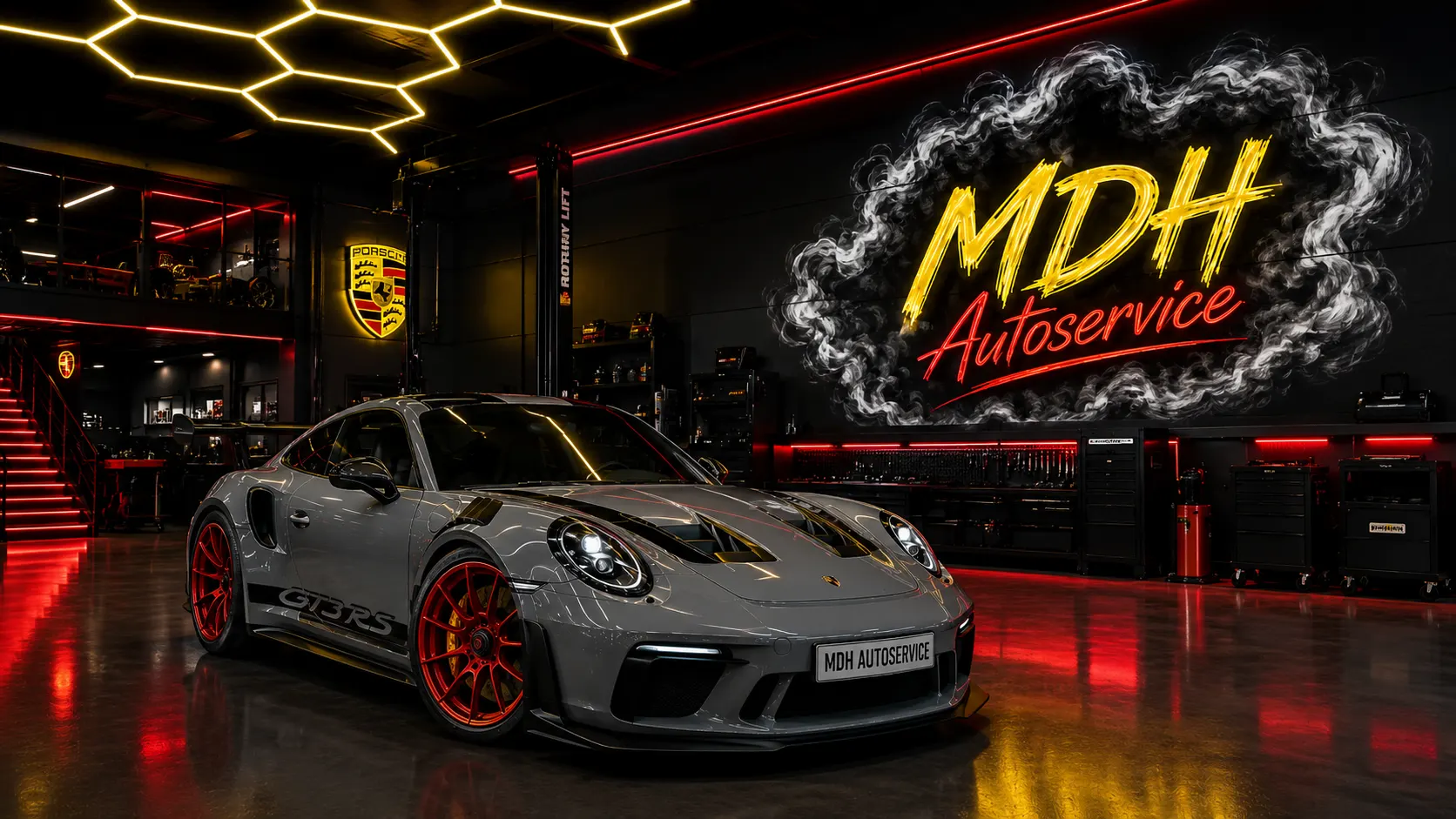 MDH Autoservice Werkstatt mit Porsche GT3 RS und Neonlicht